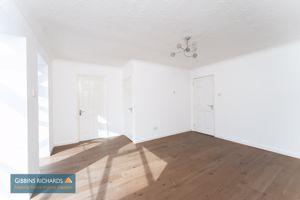 Sitting Room- click for photo gallery